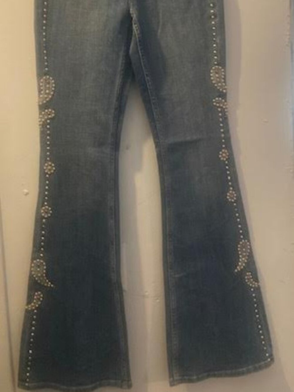 Idyllwind by Miranda Lambert Studded Bootcut Jeans | Size 2 - Picture 5 of 9